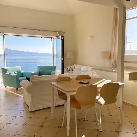 Gaia Skiathos 아파트